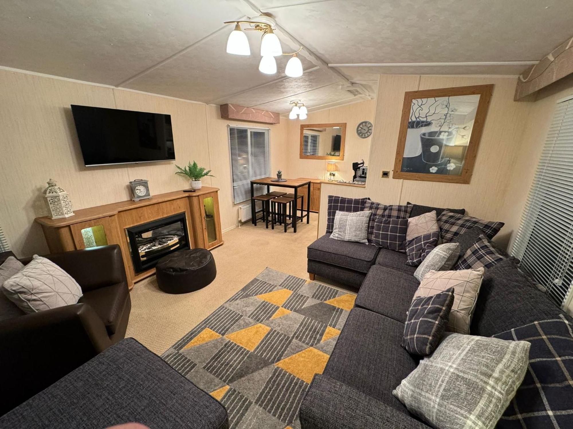 Millfields Holiday Park - The Balmoral - Coastal Caravan Breaks Ingoldmells Eksteriør bilde